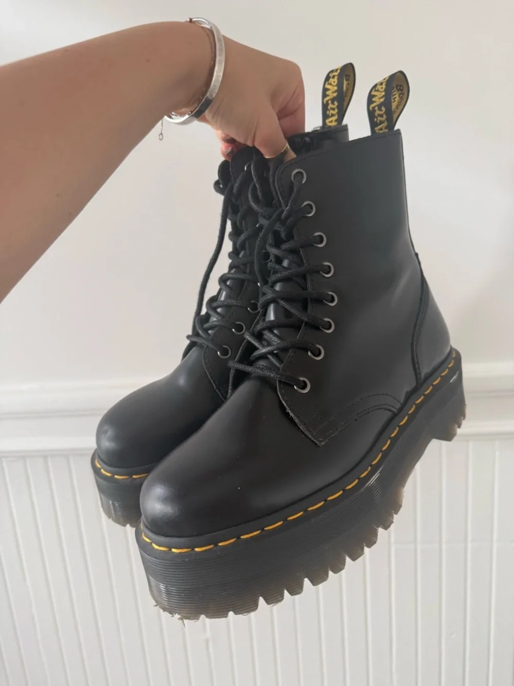 Dr. Marten JADON BOOT SMOOTH LEATHER‎ PLATFORMS